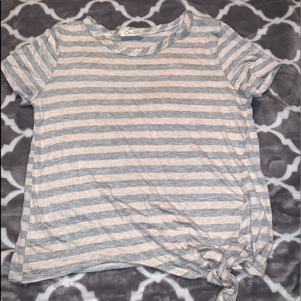 Grey and tan stripped tee with tie